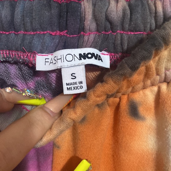 Fashion nova sweatpants - Picture 2 of 4